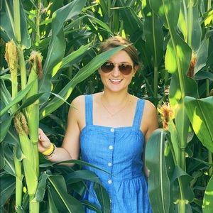 Meet your Posher, Brooke